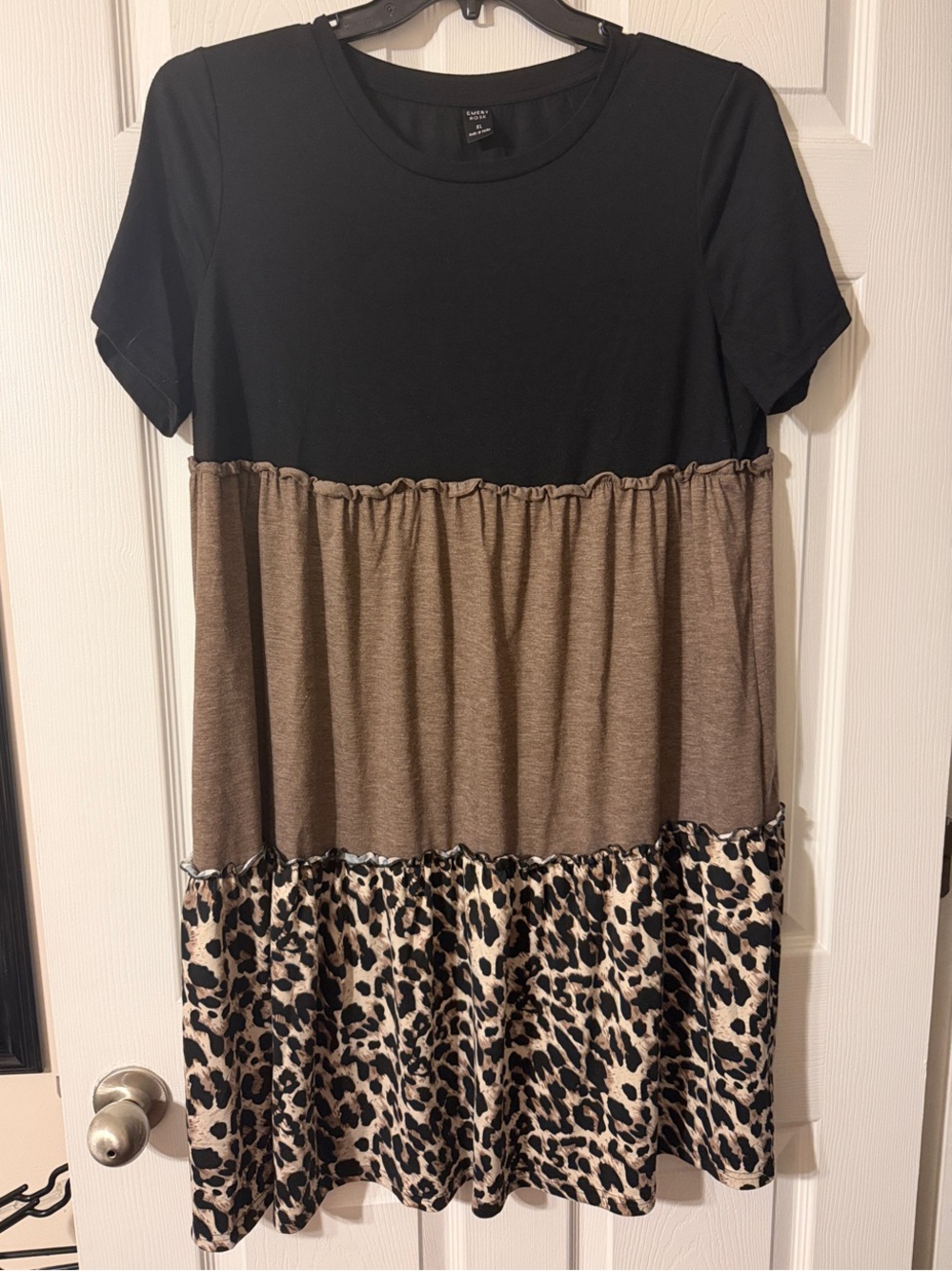 Women’s Tiered Leopard Print Dress - Picture 1 of 3
